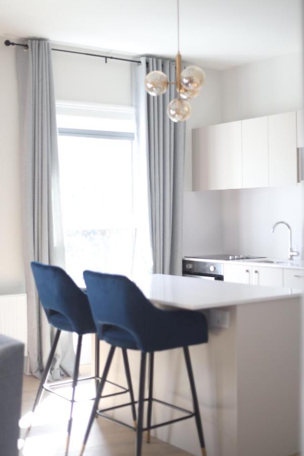 Crawford House- Scholarlee Living Apartments Cork Bagian luar foto