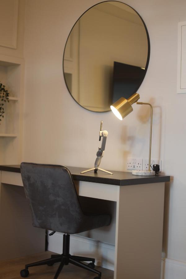 Crawford House- Scholarlee Living Apartments Cork Bagian luar foto