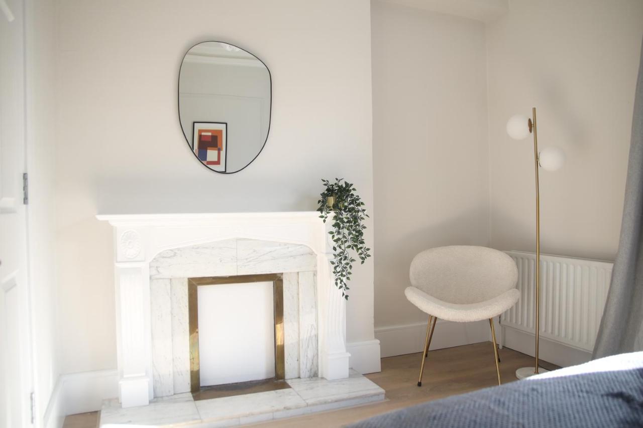 Crawford House- Scholarlee Living Apartments Cork Bagian luar foto