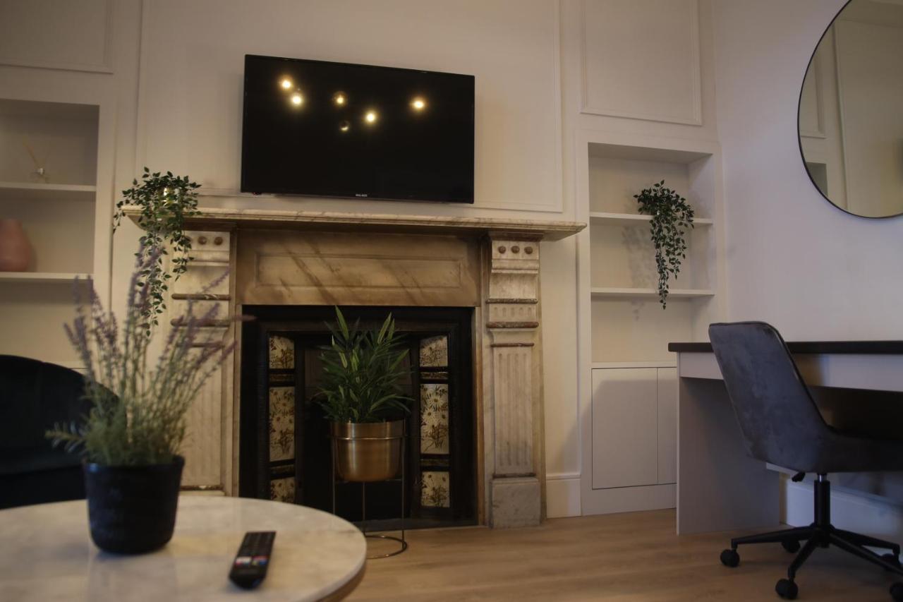 Crawford House- Scholarlee Living Apartments Cork Bagian luar foto